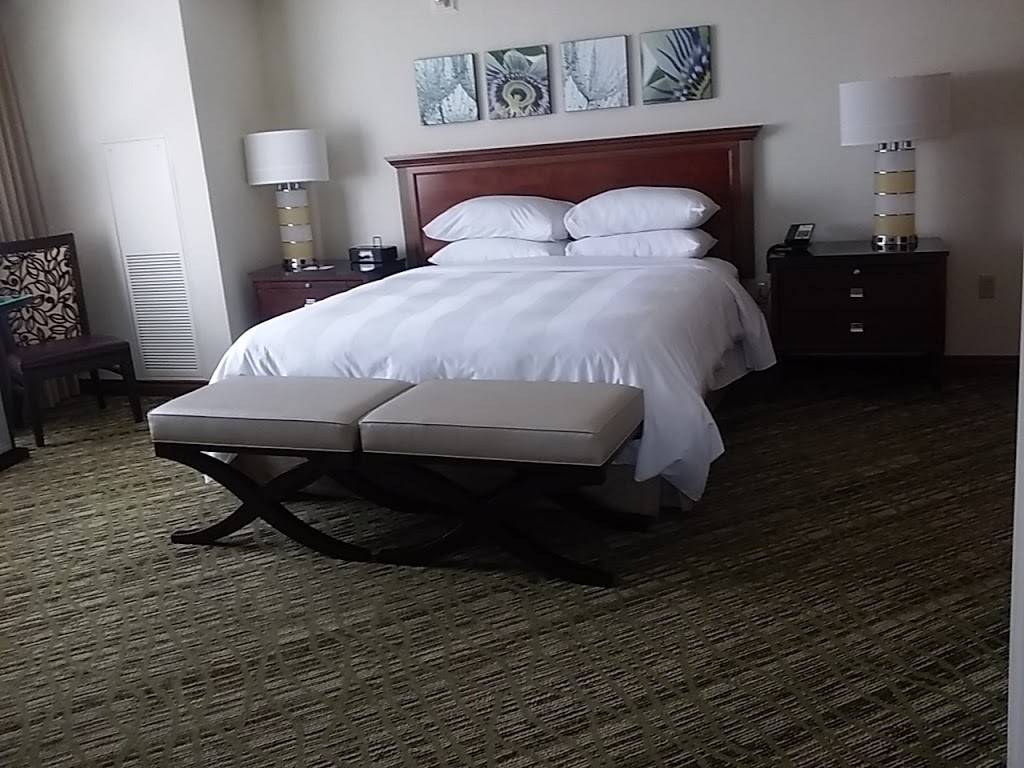 theGREATROOM | restaurant | 46100 Landing Pkwy, Fremont, CA 94538, USA | 5104133717 OR +1 510-413-3717