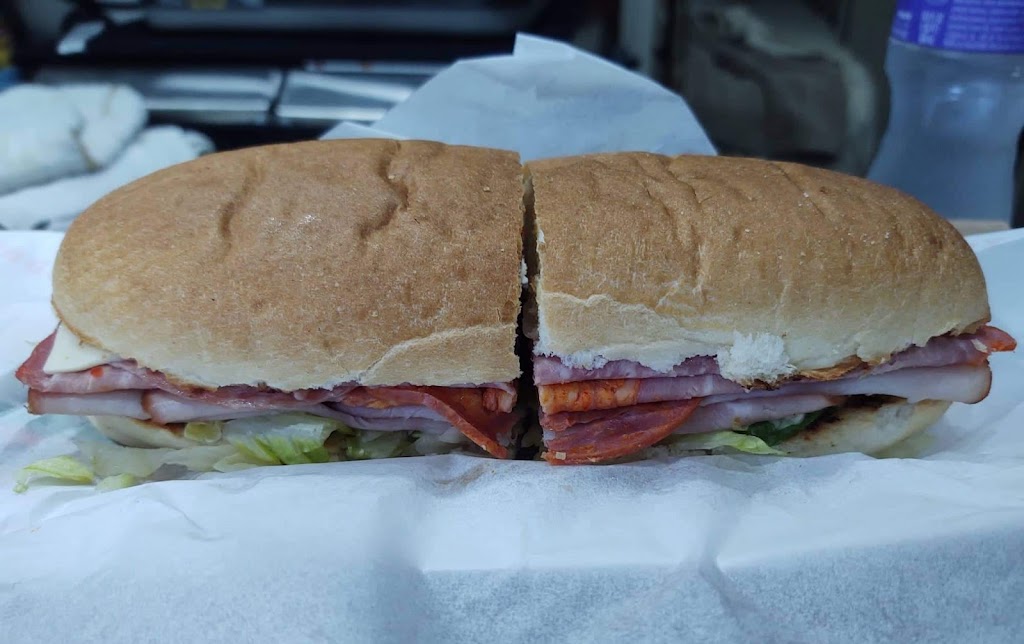 Cuzzinos Cafe & Pizzeria | restaurant | 4195 US-64, Murphy, NC 28906, USA | 8288371301 OR +1 828-837-1301