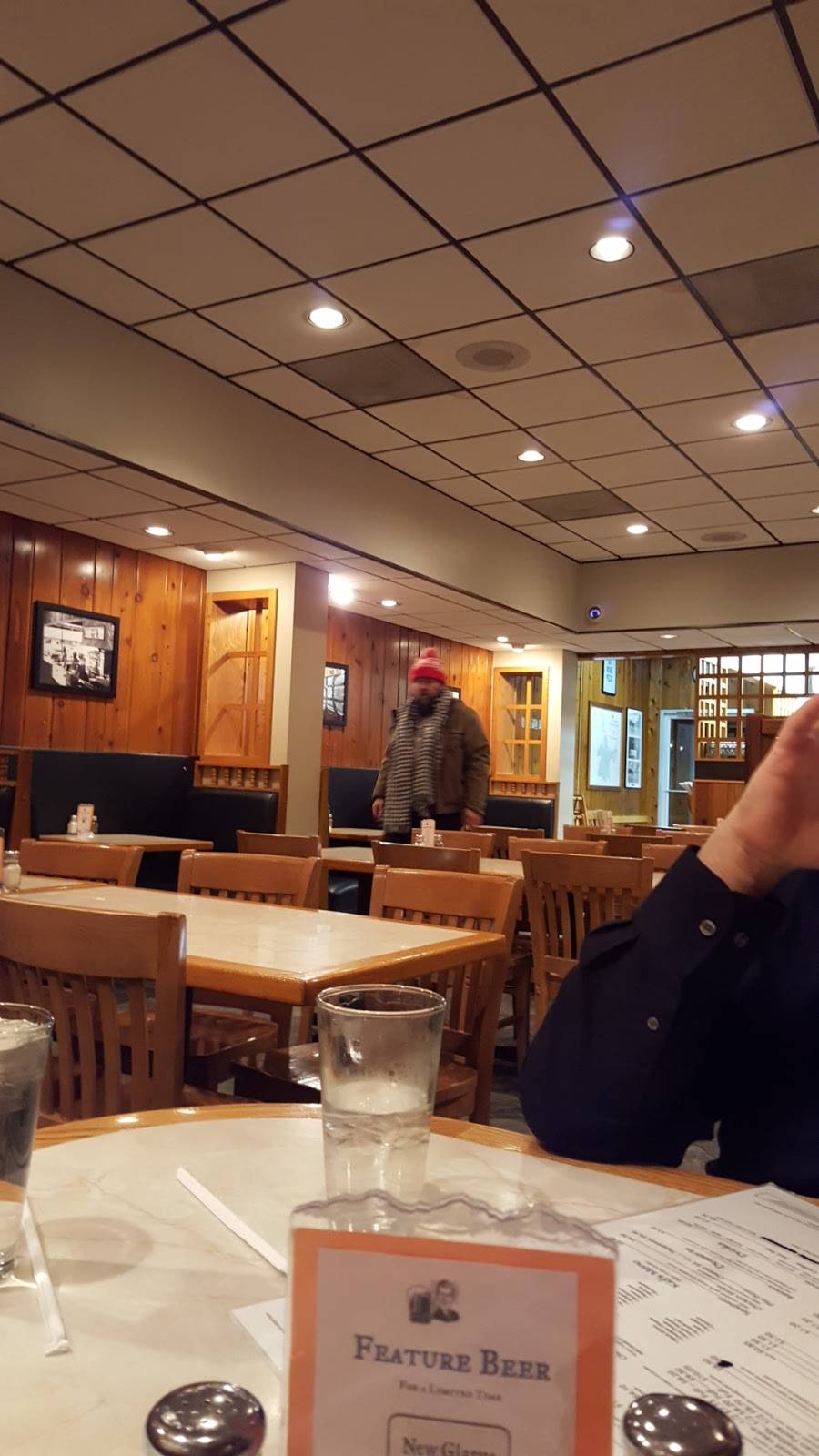 Steves Pizza Palace | meal delivery | 110 N Main St, River Falls, WI 54022, USA | 7154258284 OR +1 715-425-8284