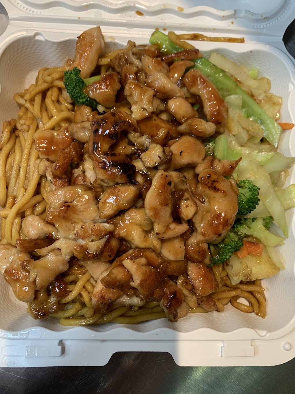 Kobe Japan Hibachi and Sushi | restaurant | 1163 University Blvd E, Takoma Park, MD 20912, USA | 2405312900 OR +1 240-531-2900