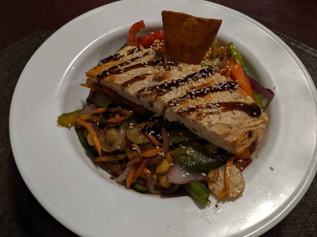 Vekys International Cuisine | restaurant | 245 Main St E, Listowel, ON N4W 2B8, Canada | 5192915455 OR +1 519-291-5455