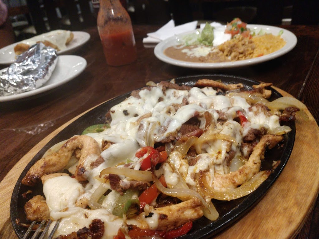 Xiscali Mexican Restaurant | restaurant | 348 Gulf Breeze Pkwy, Gulf Breeze, FL 32561, USA | 8505654707 OR +1 850-565-4707