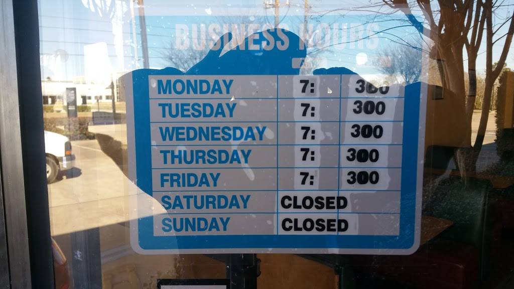 Freddys Deli & Grill | restaurant | 1920 Rankin Rd #160, Houston, TX 77073, USA | 2812339941 OR +1 281-233-9941