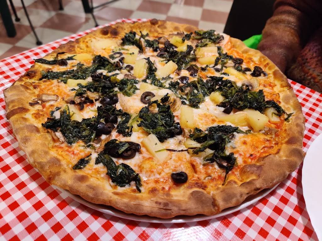 Giovannis Pizzeria | restaurant | 921 San Pedro Dr SE, Albuquerque, NM 87108, USA | 5052551233 OR +1 505-255-1233