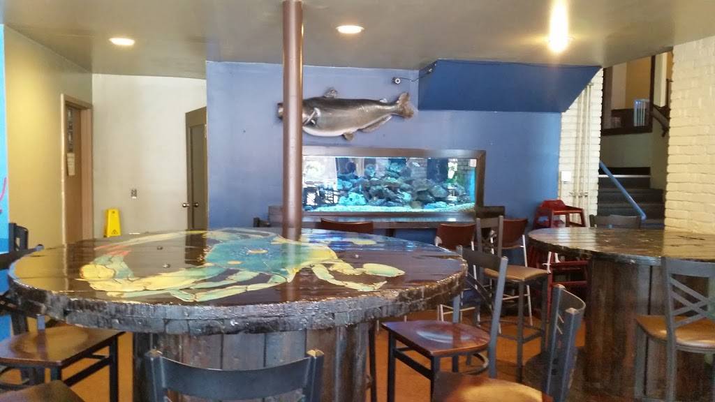 Luke Wholeys Wild Alaskan Grille | restaurant | 2106 Penn Ave, Pittsburgh, PA 15222, USA | 4129044509 OR +1 412-904-4509