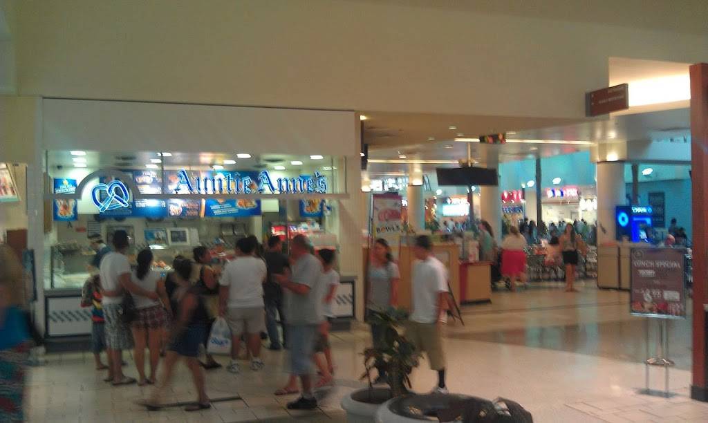 Auntie Annes Pretzels | bakery | 141 Los Cerritos Center B, Cerritos, CA 90703, USA | 5624027968 OR +1 562-402-7968