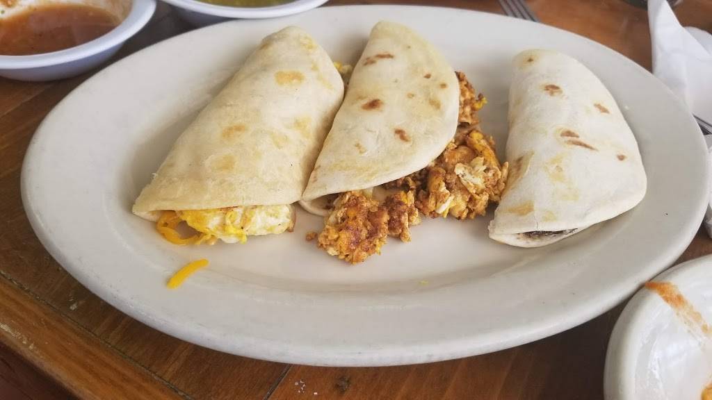 Los Lupes Dallas | restaurant | 1400 North, S Riverfront Blvd, Dallas, TX 75207, USA | 2149393725 OR +1 214-939-3725