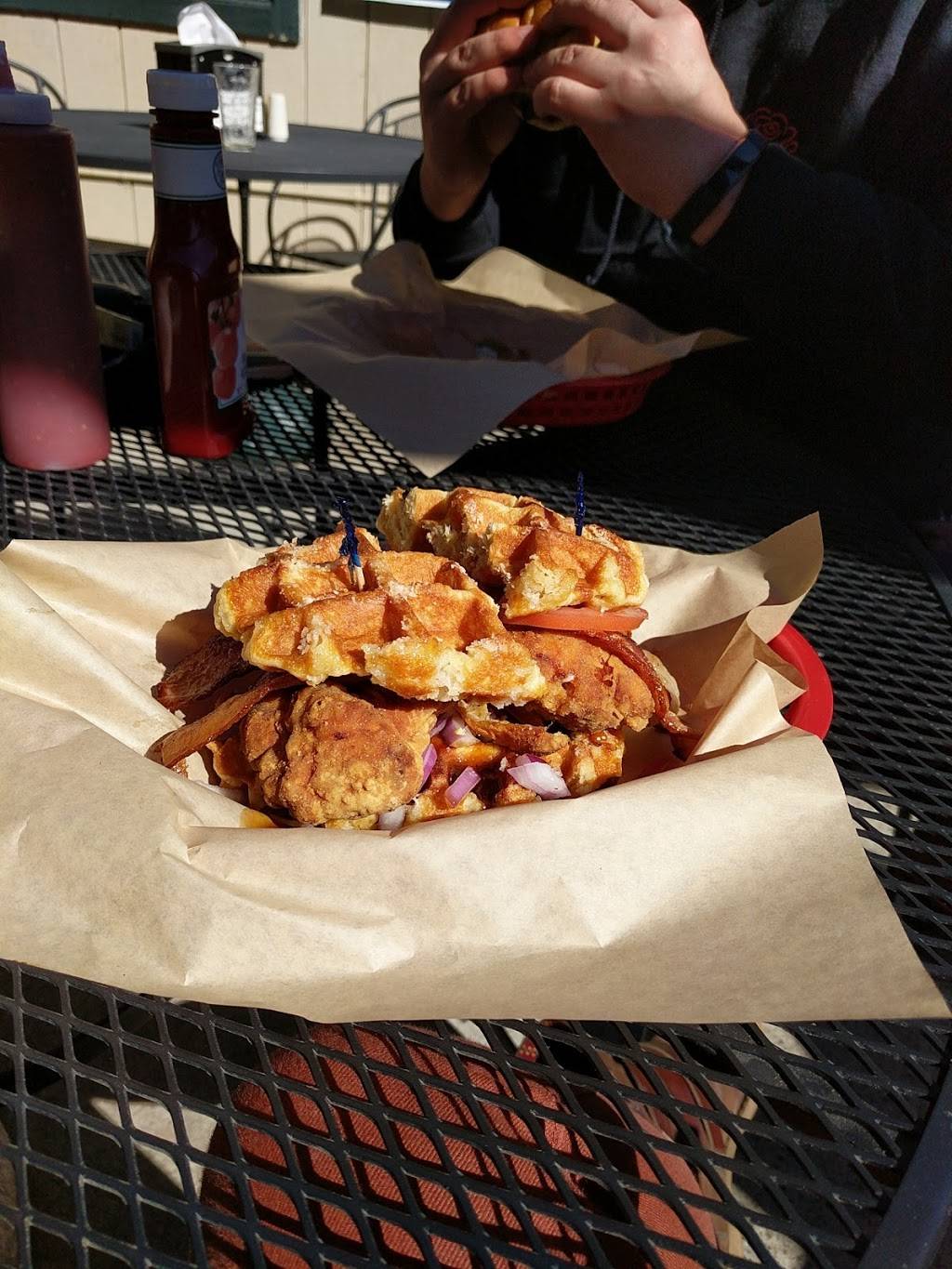 Andys Mountain Grill | meal takeaway | 24542 CA-108, Mi-Wuk Village, CA 95346, USA | 2095861242 OR +1 209-586-1242