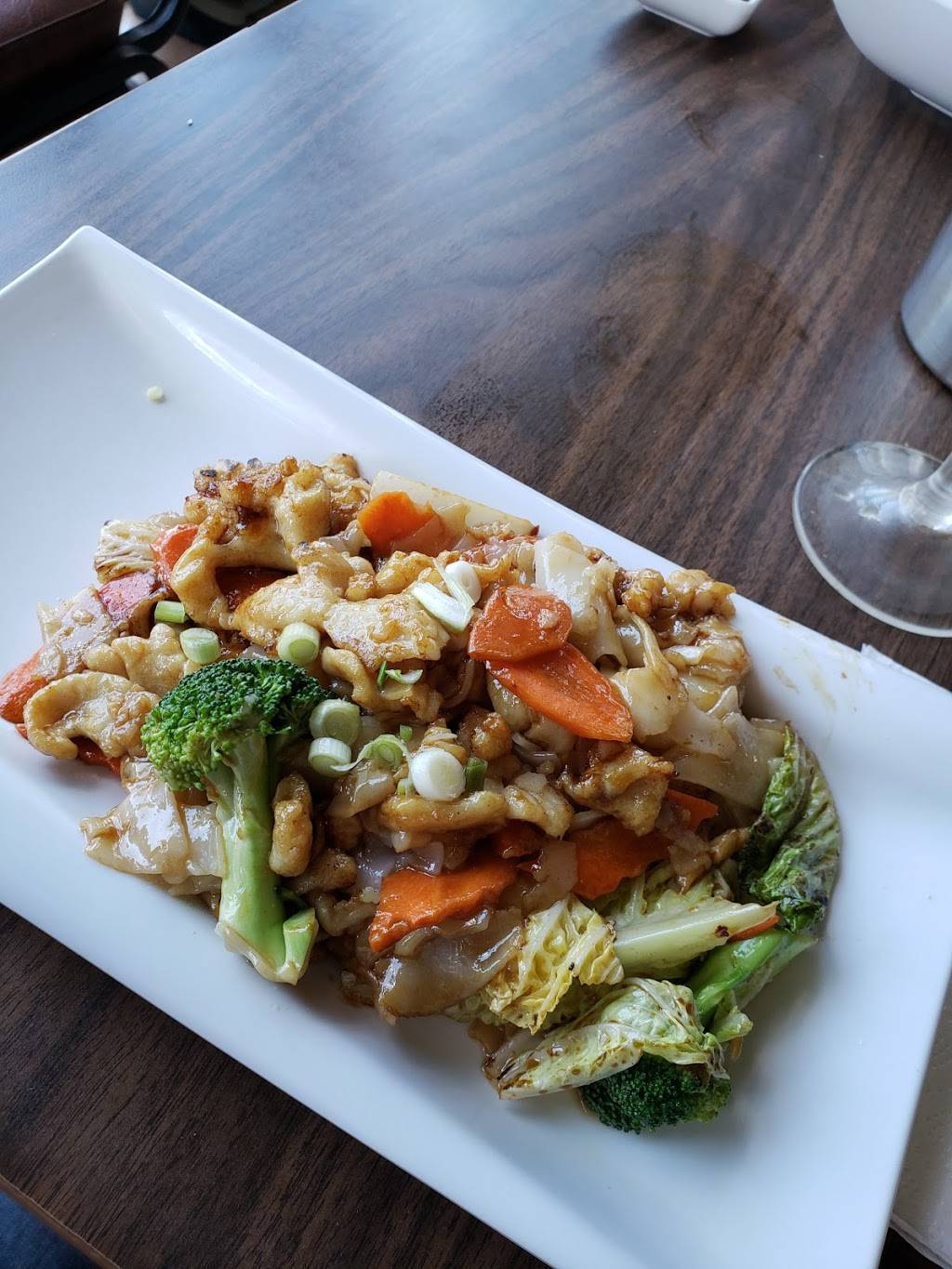 Mings Noodle | restaurant | 1038 S Clinton Ave, Rochester, NY 14620, USA | 5852440920 OR +1 585-244-0920