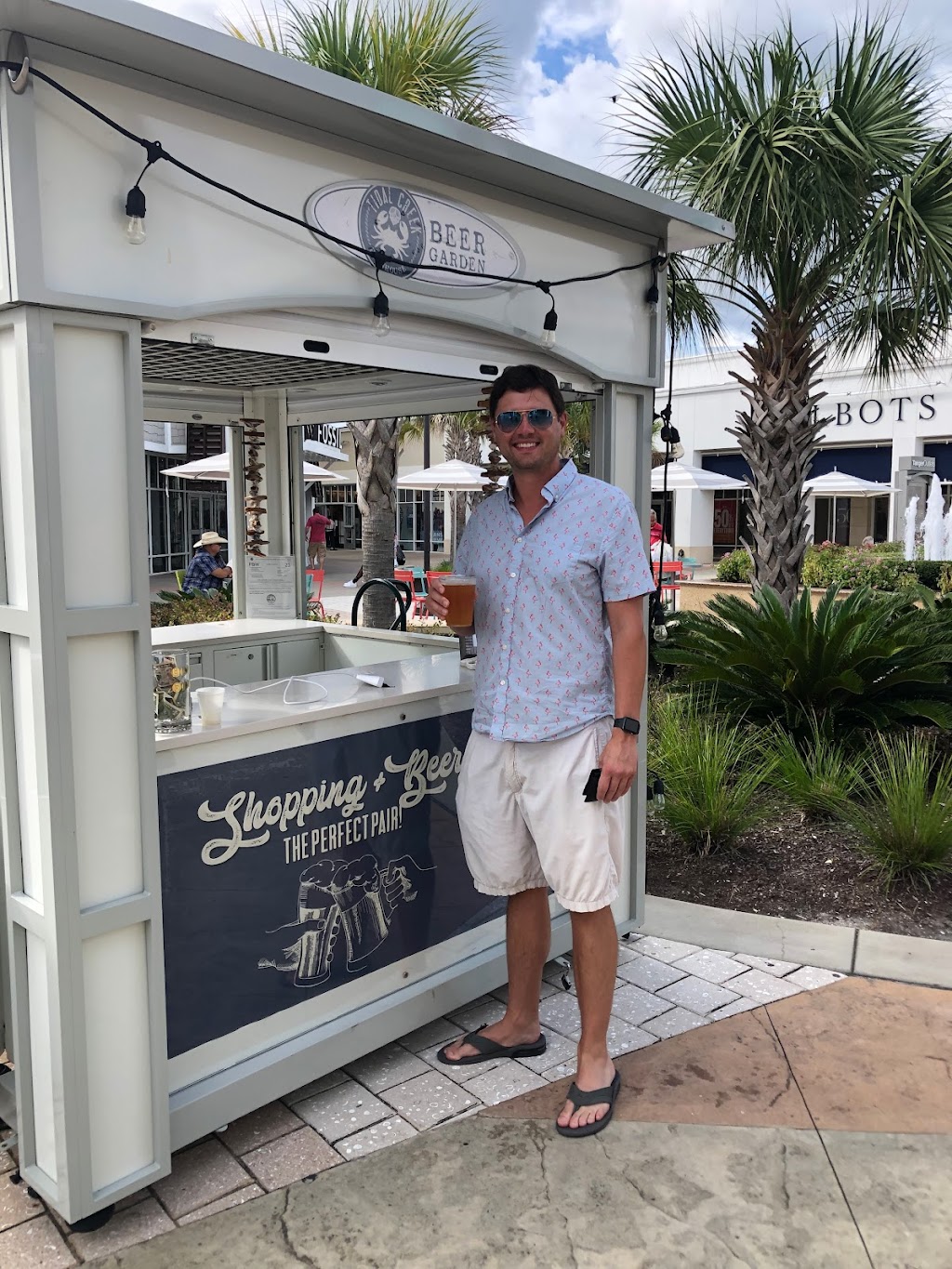 Tidal Creek Beer Garden | restaurant | 10835 Kings Rd, Myrtle Beach, SC 29572, USA | 8435049980 OR +1 843-504-9980