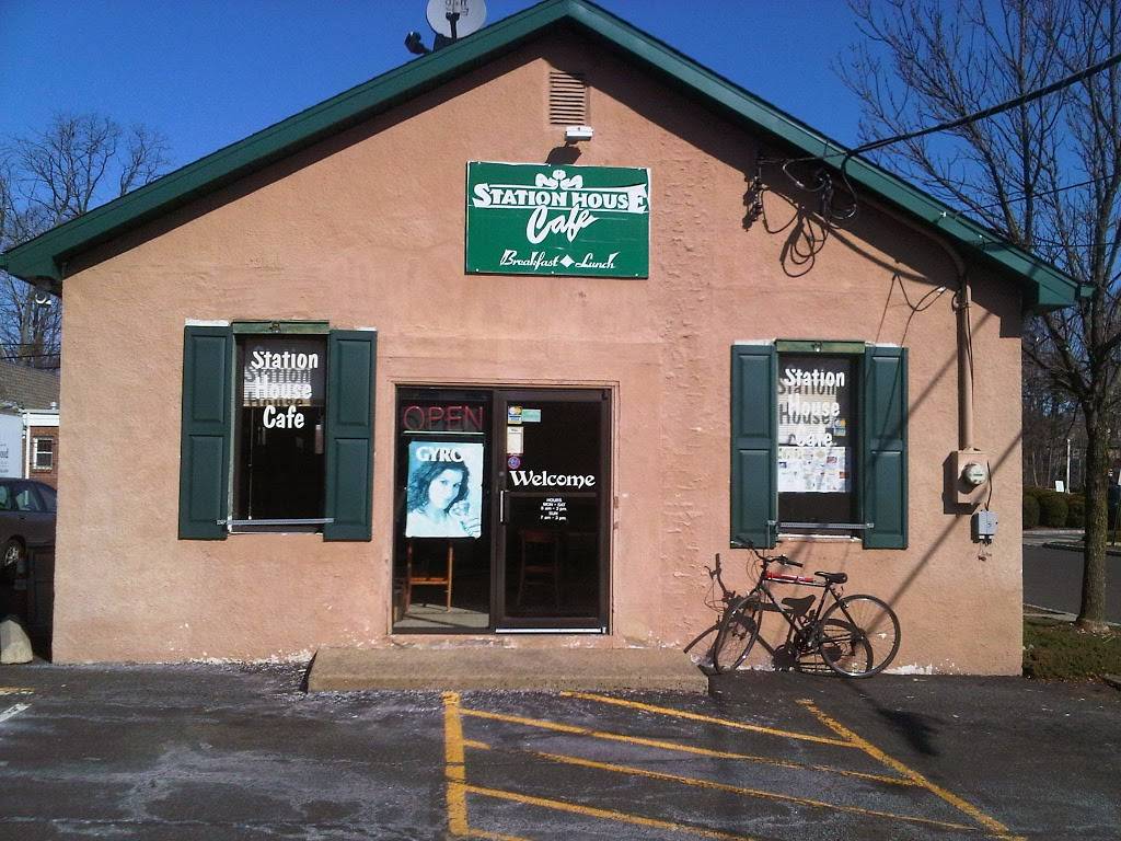 Station House Cafe | restaurant | 128 Station St, Berkeley Heights, NJ 07922, USA | 9084646522 OR +1 908-464-6522