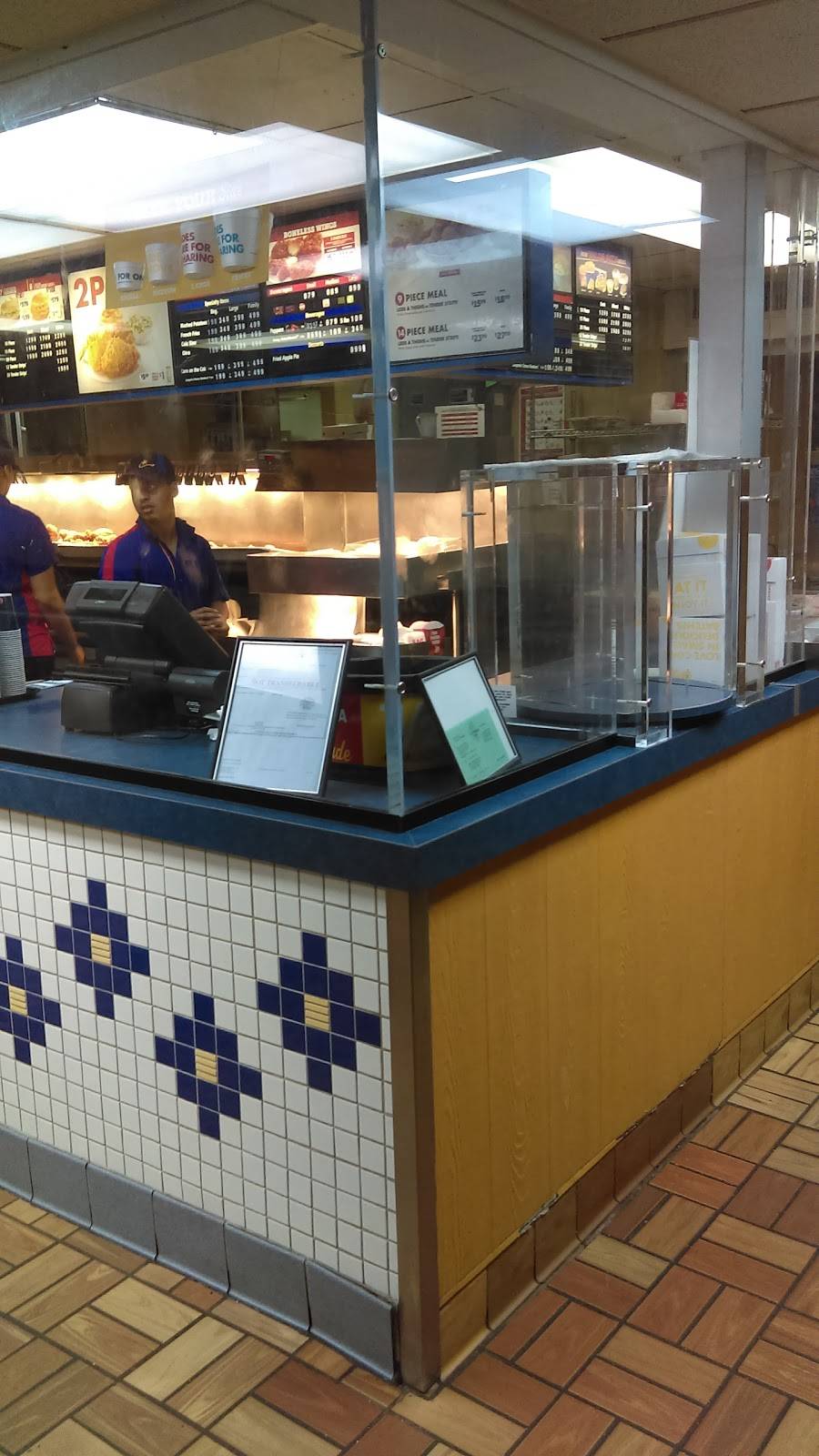 Churchs Chicken | restaurant | 7060 Michigan Ave, Detroit, MI 48210, USA | 3138433788 OR +1 313-843-3788