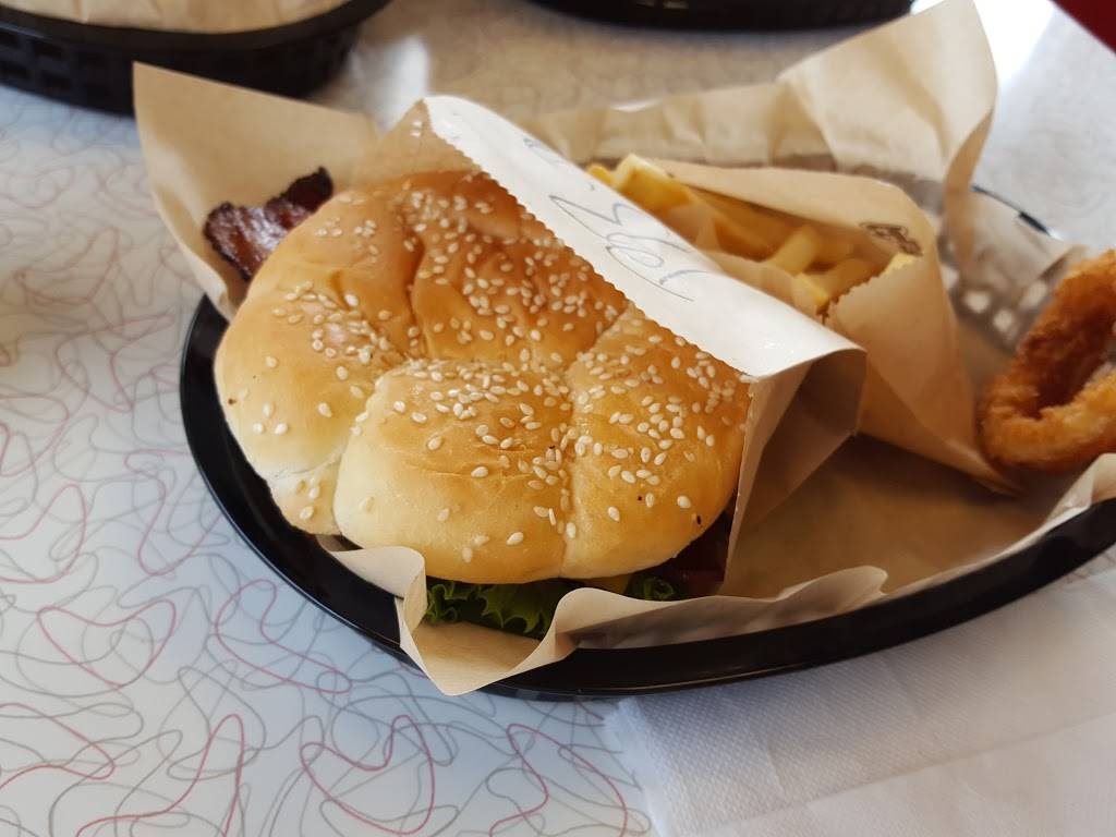 Burgerville | meal takeaway | 118 W 3rd St, The Dalles, OR 97058, USA | 5412985753 OR +1 541-298-5753