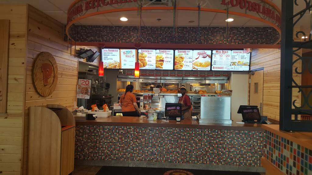 Popeyes Louisiana Kitchen | restaurant | 696 Crescent St, Brockton, MA 02302, USA | 2085105972 OR +1 208-510-5972