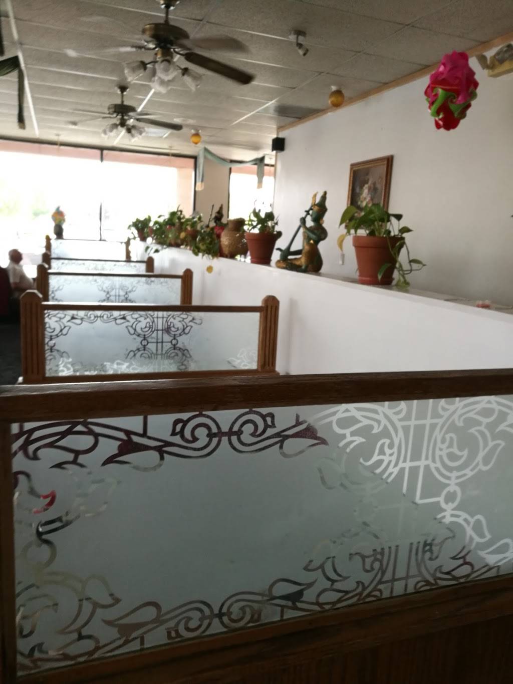 Thai Garden Restaurant | restaurant | 2011 W Ave K, Lancaster, CA 93536, USA | 6619480522 OR +1 661-948-0522