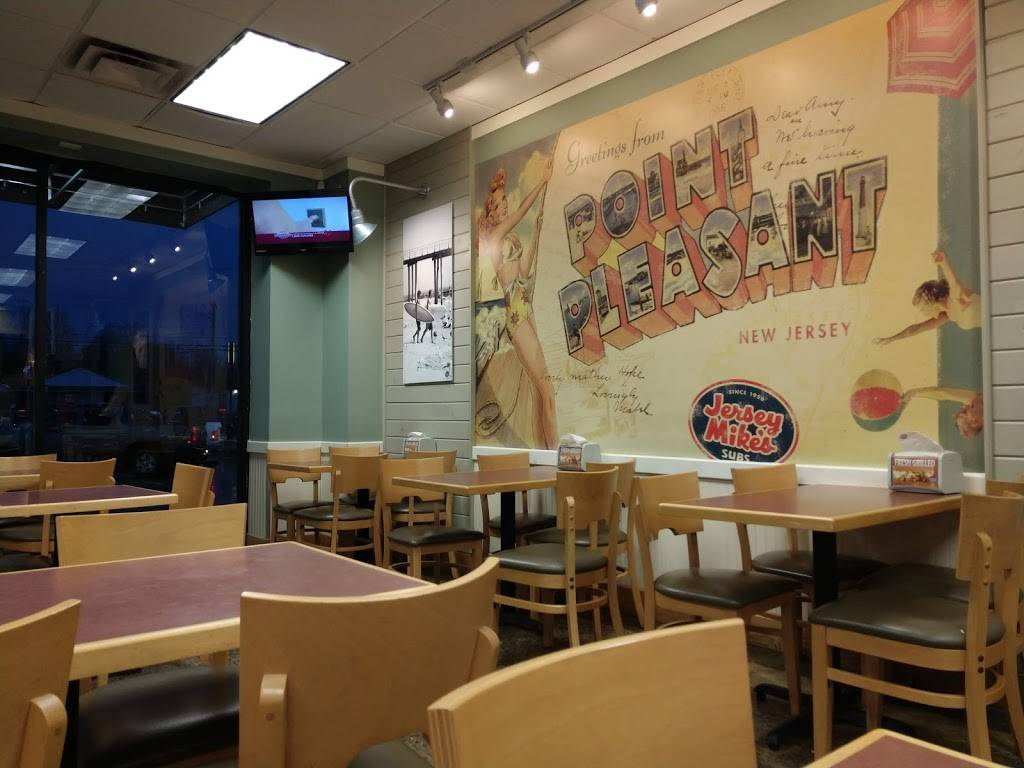 Jersey Mikes Subs | meal takeaway | 1960 L, Madison St, Clarksville, TN 37043, USA | 9319065001 OR +1 931-906-5001