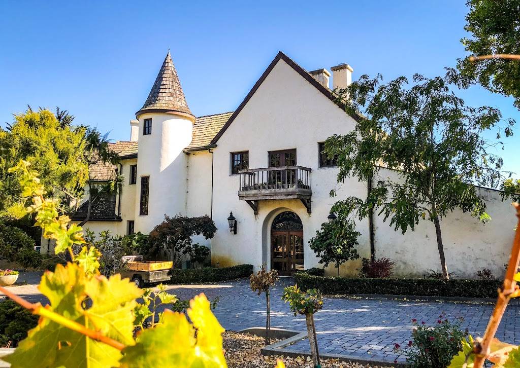 Folktale Winery & Vineyards | restaurant | 8940 Carmel Valley Rd, Carmel-By-The-Sea, CA 93923, USA | 8312937500 OR +1 831-293-7500