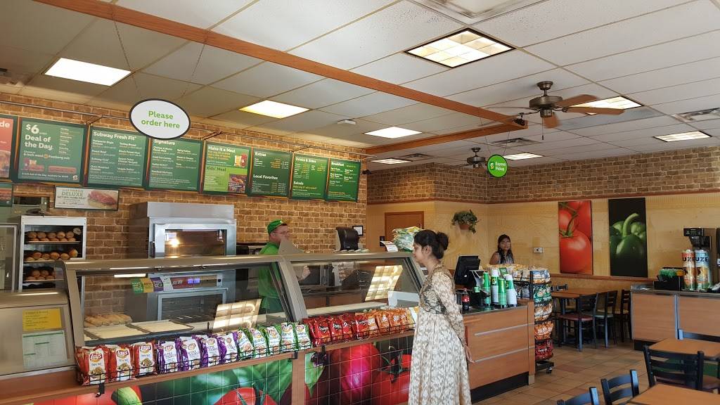 Subway | restaurant | 3310 Woodville Rd, Northwood, OH 43619, USA | 4196982866 OR +1 419-698-2866