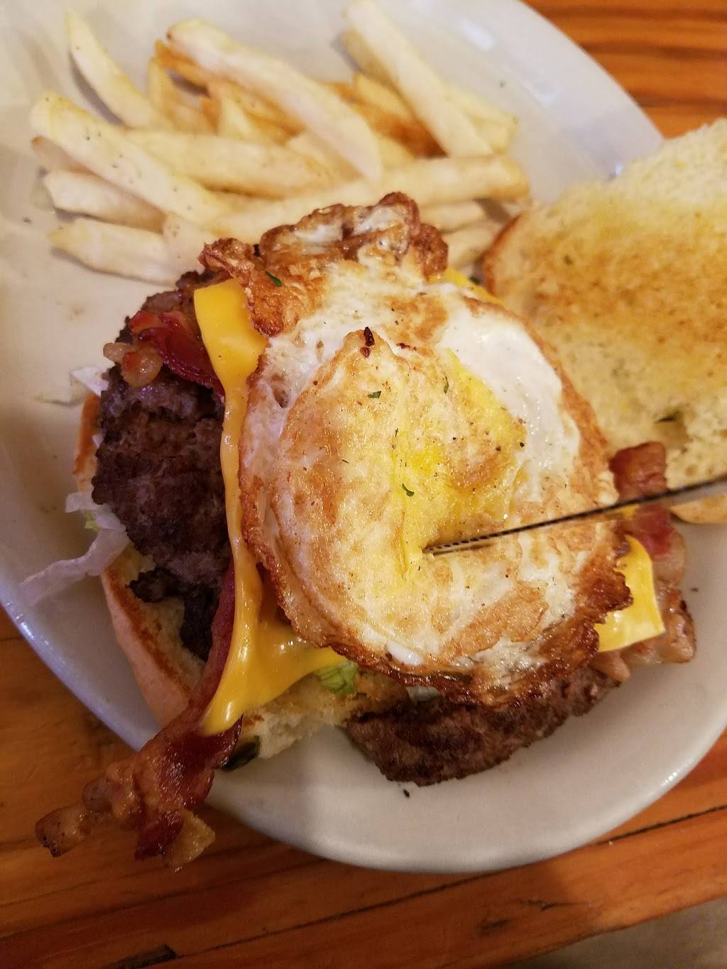 West Station Road House | restaurant | 128 N Main St, West, TX 76691, USA | 2548267600 OR +1 254-826-7600