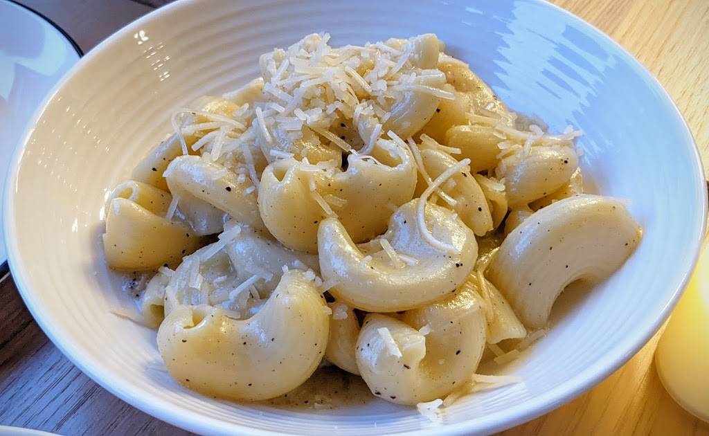 Pasta Louise | restaurant | 803 8th Ave, Brooklyn, NY 11215, USA | 3477253883 OR +1 347-725-3883