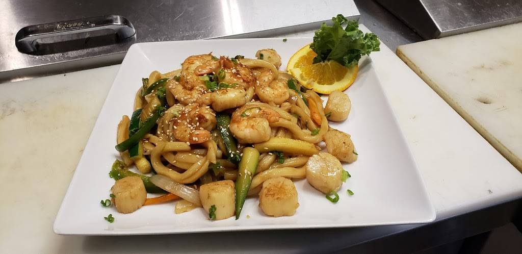 Izumi Sushi and Hibachi | restaurant | 10744 Ocean Hwy h1, Pawleys Island, SC 29585, USA | 8433143419 OR +1 843-314-3419