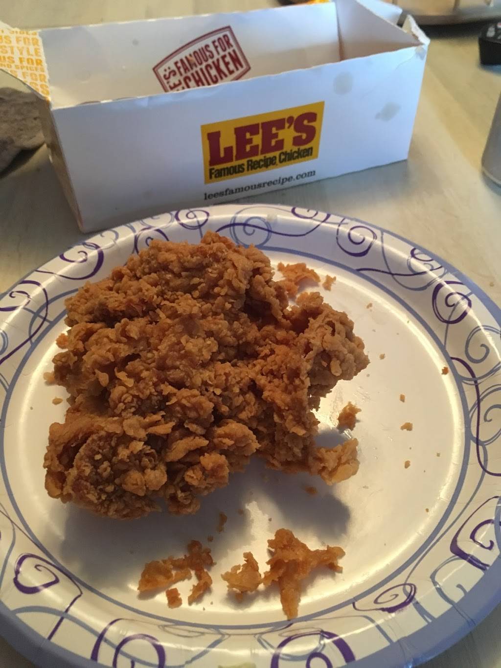 Lees Famous Recipe Chicken | restaurant | 2410 National Rd W, Richmond, IN 47374, USA | 7659662043 OR +1 765-966-2043