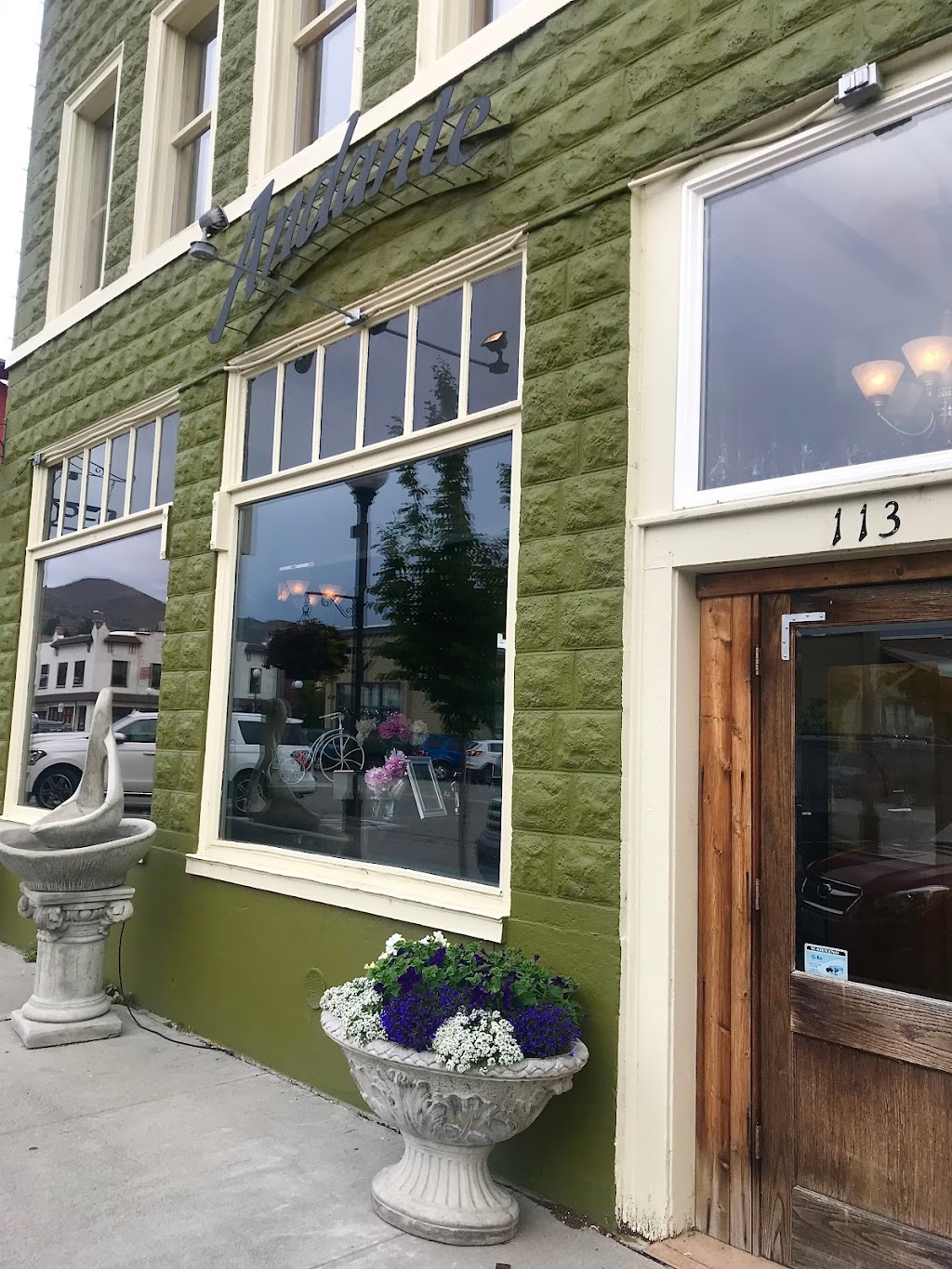 Andante | restaurant | 113 S Emerson St, Chelan, WA 98816, USA | 5098884855 OR +1 509-888-4855