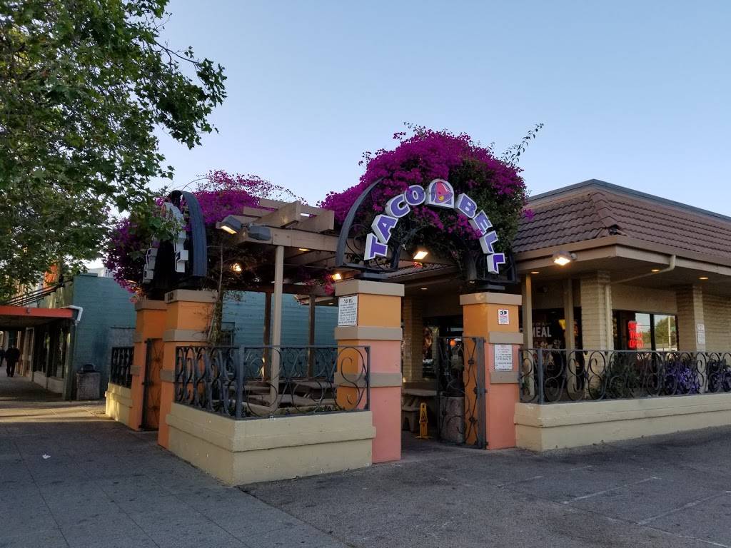 Taco Bell | meal takeaway | 802 Pacific Ave, Santa Cruz, CA 95060, USA | 8313160029 OR +1 831-316-0029
