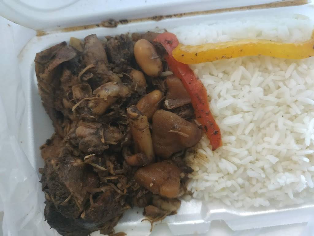 Scotch Bonnet Jamaican Bakery & Grill | restaurant | 920 SW Bayshore Blvd, Port St. Lucie, FL 34983, USA | 7723332025 OR +1 772-333-2025