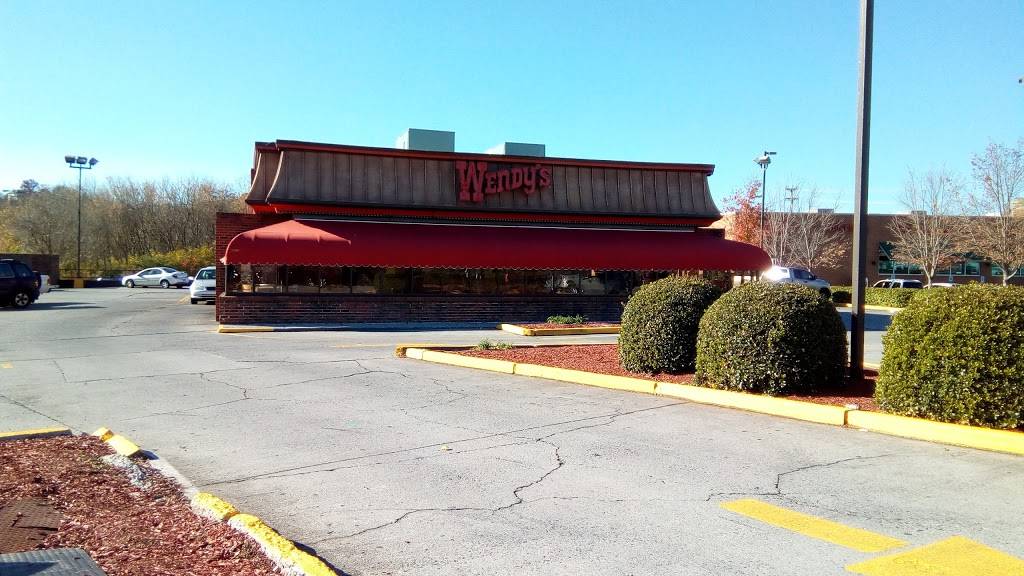 Wendys | restaurant | 123 Forks of the River Pkwy, Sevierville, TN 37862, USA | 8654531526 OR +1 865-453-1526