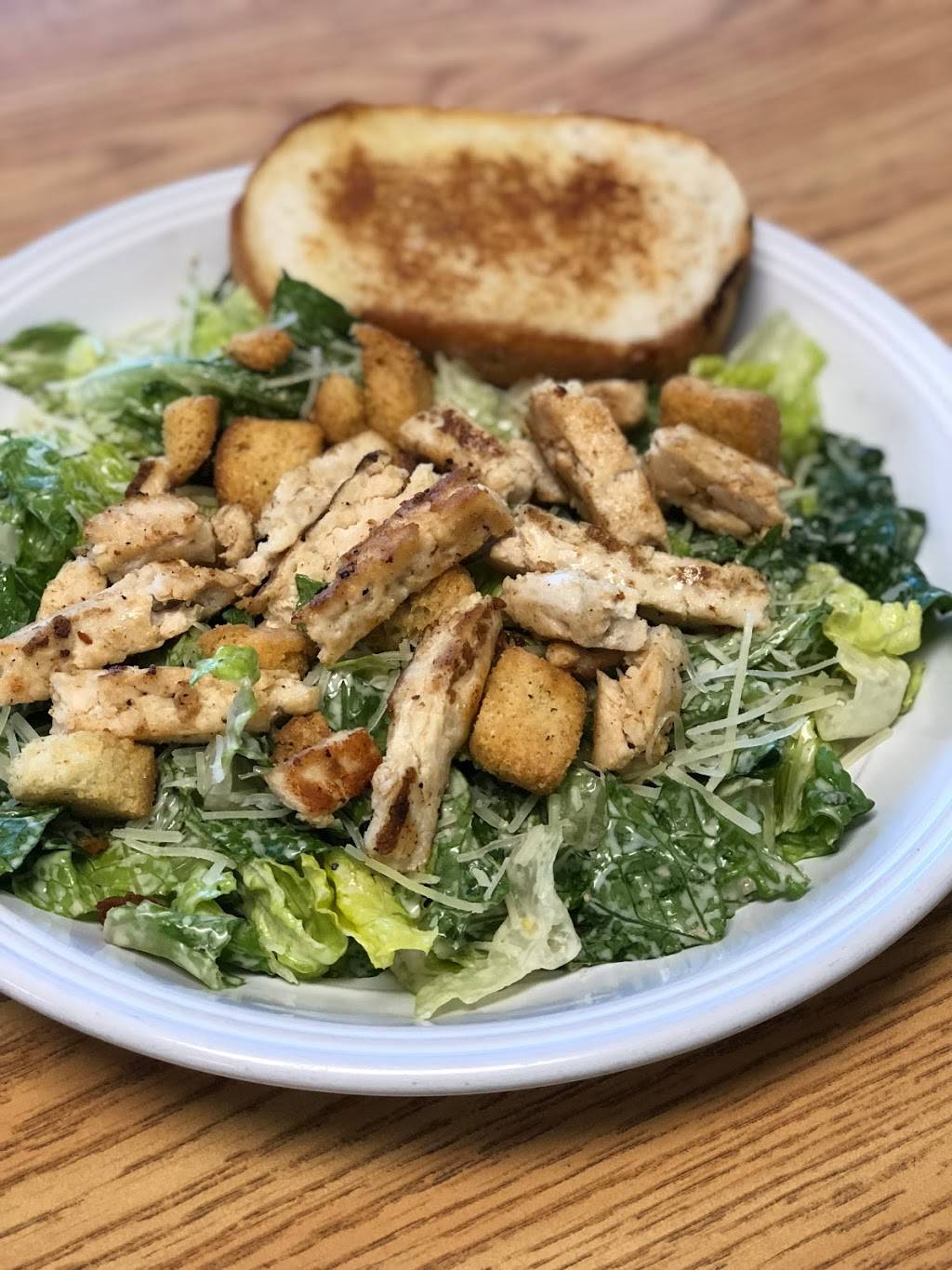 Regal Plaza Cafe | restaurant | 320 Regal Row # 120, Dallas, TX 75247, USA | 2149517333 OR +1 214-951-7333