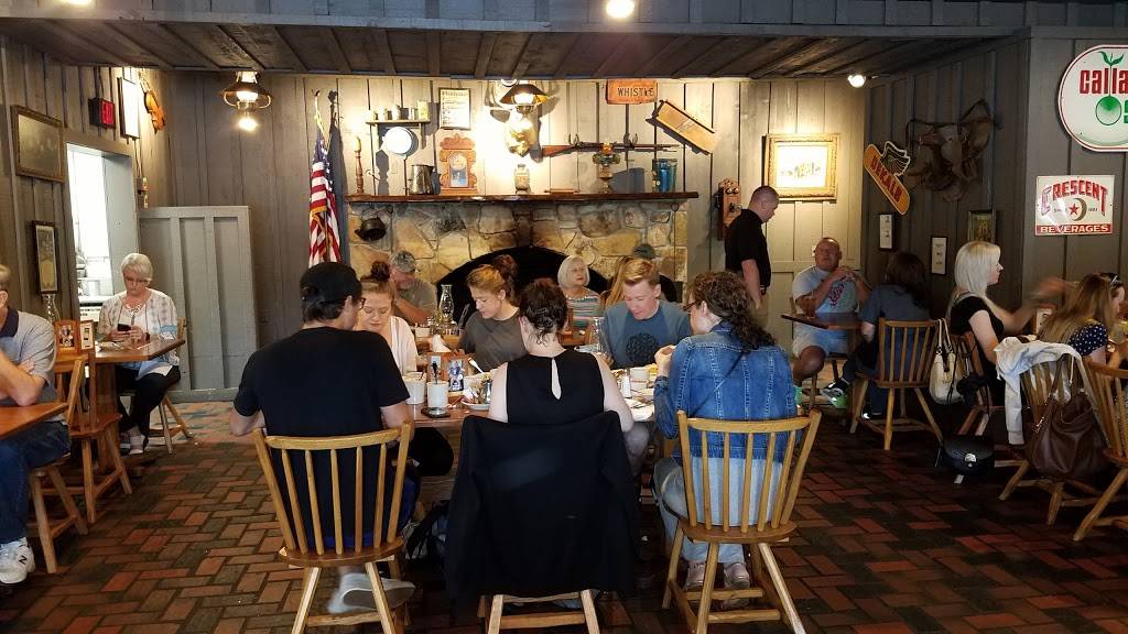 Cracker Barrel Old Country Store | restaurant | 9214 Park W Blvd, Knoxville, TN 37923, USA | 8656906060 OR +1 865-690-6060