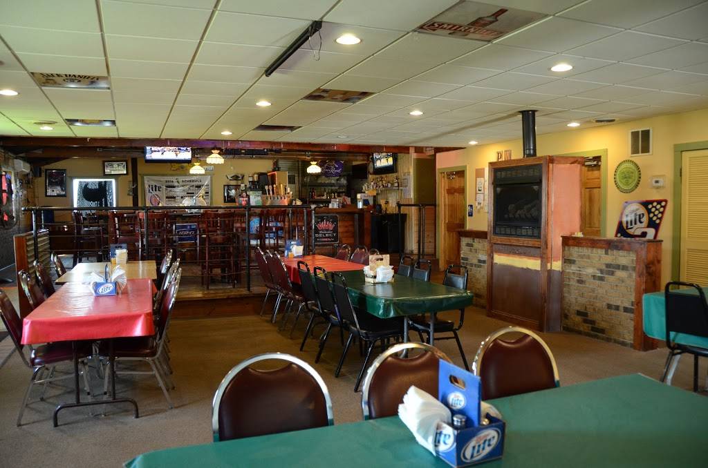 Pub West | restaurant | 100 E Adams St, Waterman, IL 60556, USA | 8152643637 OR +1 815-264-3637