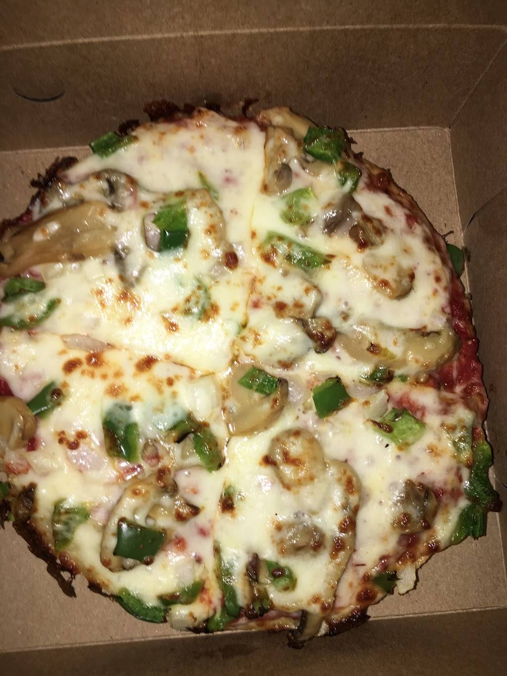 Toarminas Pizza | restaurant | 7640 Merriman Rd, Romulus, MI 48174, USA | 7347211409 OR +1 734-721-1409