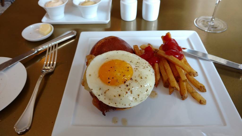 Bas Rouge | restaurant | 19 Federal St, Easton, MD 21601, USA | 4108221637 OR +1 410-822-1637