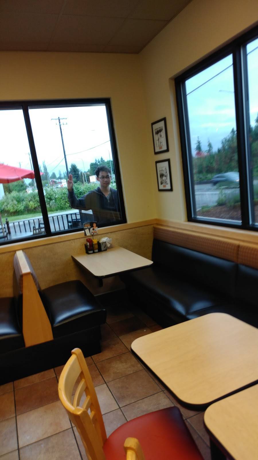 Dairy Queen Grill & Chill | restaurant | 3614 121st St SW, Lynnwood, WA 98087, USA | 4253478855 OR +1 425-347-8855