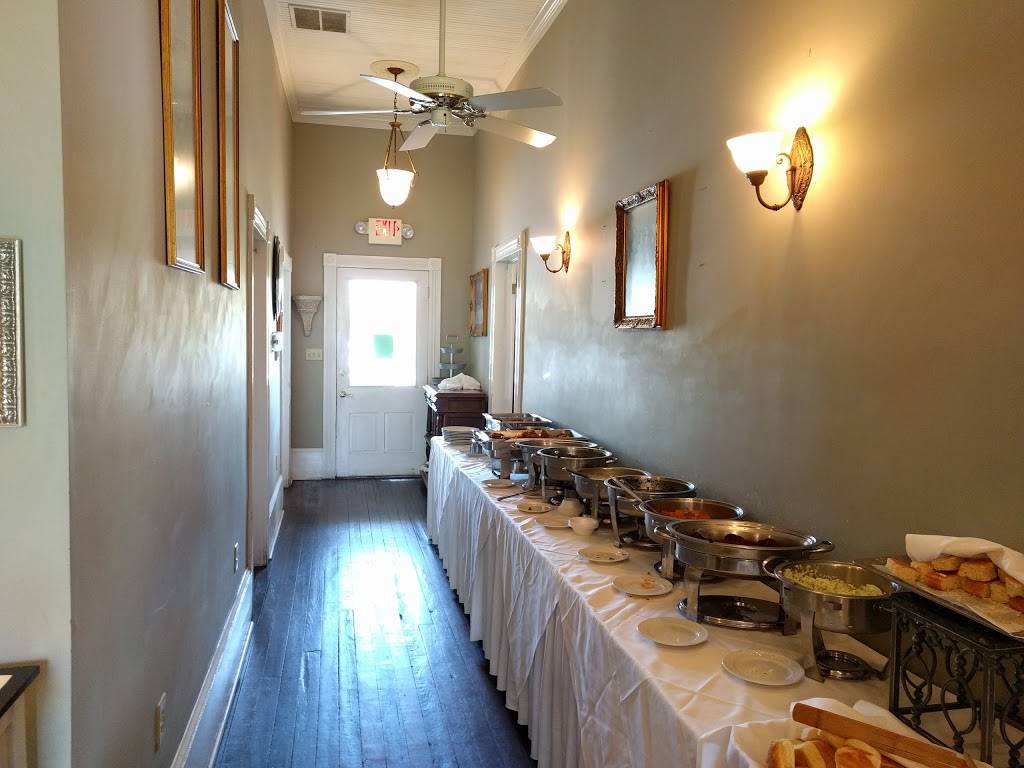 Foster House | restaurant | 305 W Main St, Cumming, GA 30040, USA | 7708879905 OR +1 770-887-9905