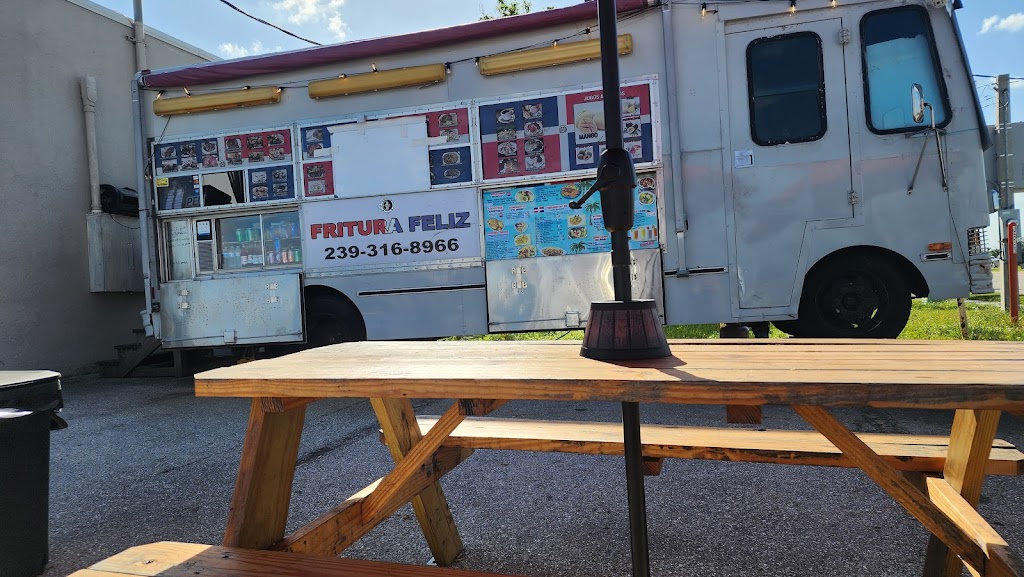 Fritura Feliz | restaurant | 6326 Beau Dr, North Fort Myers, FL 33903, USA | 2393168966 OR +1 239-316-8966