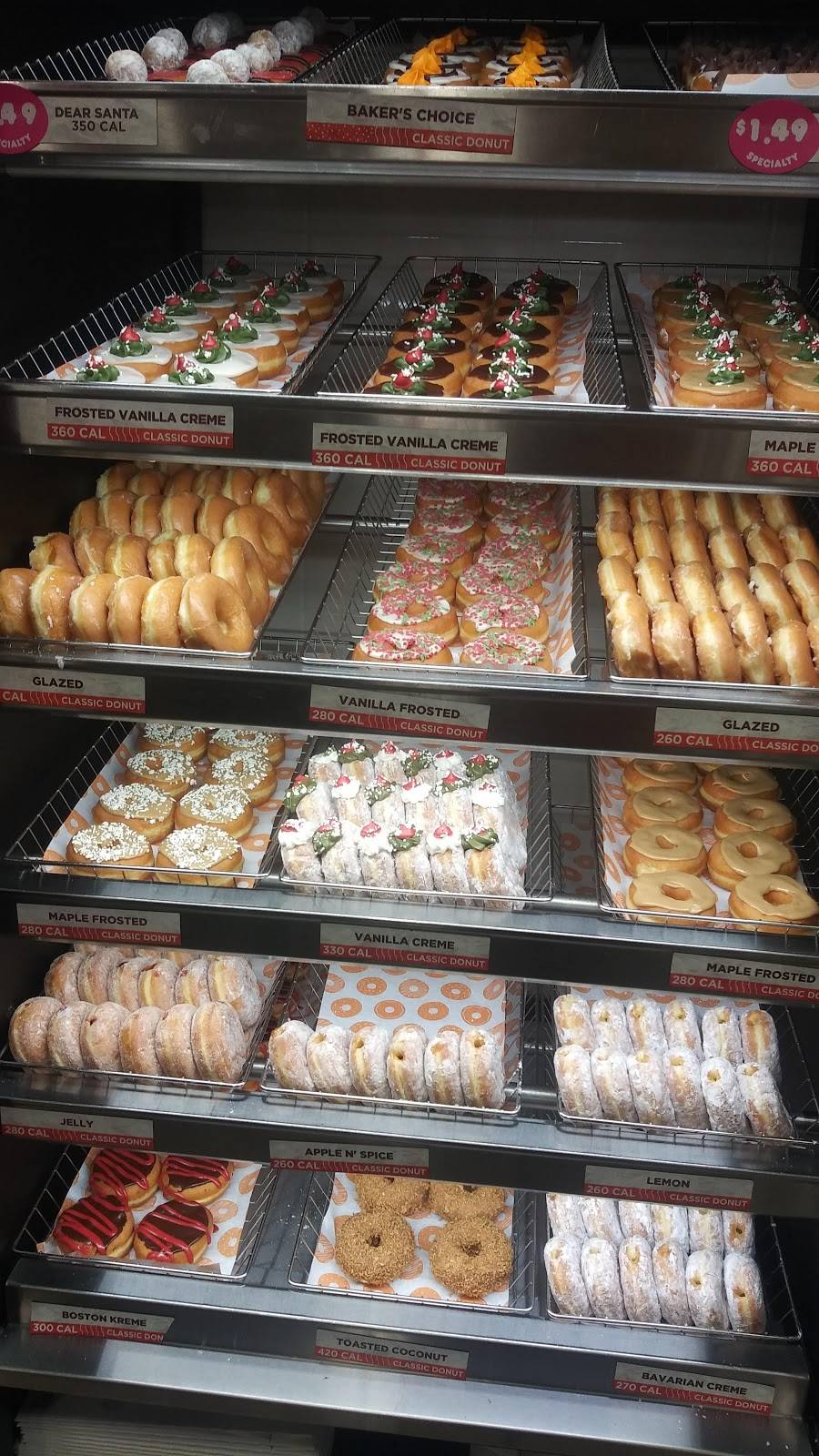 Dunkin | bakery | 4561 Tuscarawas St W, Canton, OH 44708, USA | 3304799654 OR +1 330-479-9654