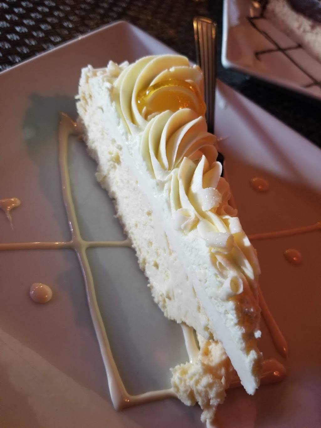 Corleones Ristorante & Bar | restaurant | 5669 Broadview Rd, Cleveland, OH 44134, USA | 2167410220 OR +1 216-741-0220