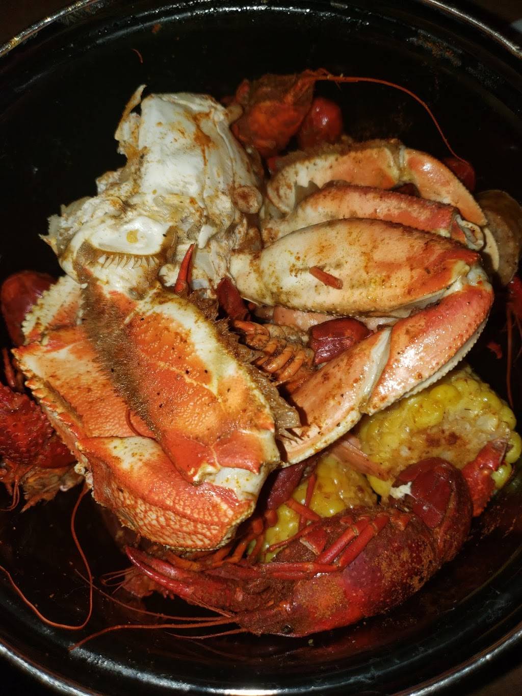 Gettin Crabby At The Crab Barn | restaurant | 2613 Hampden Blvd, Reading, PA 19604, USA | 6109211650 OR +1 610-921-1650