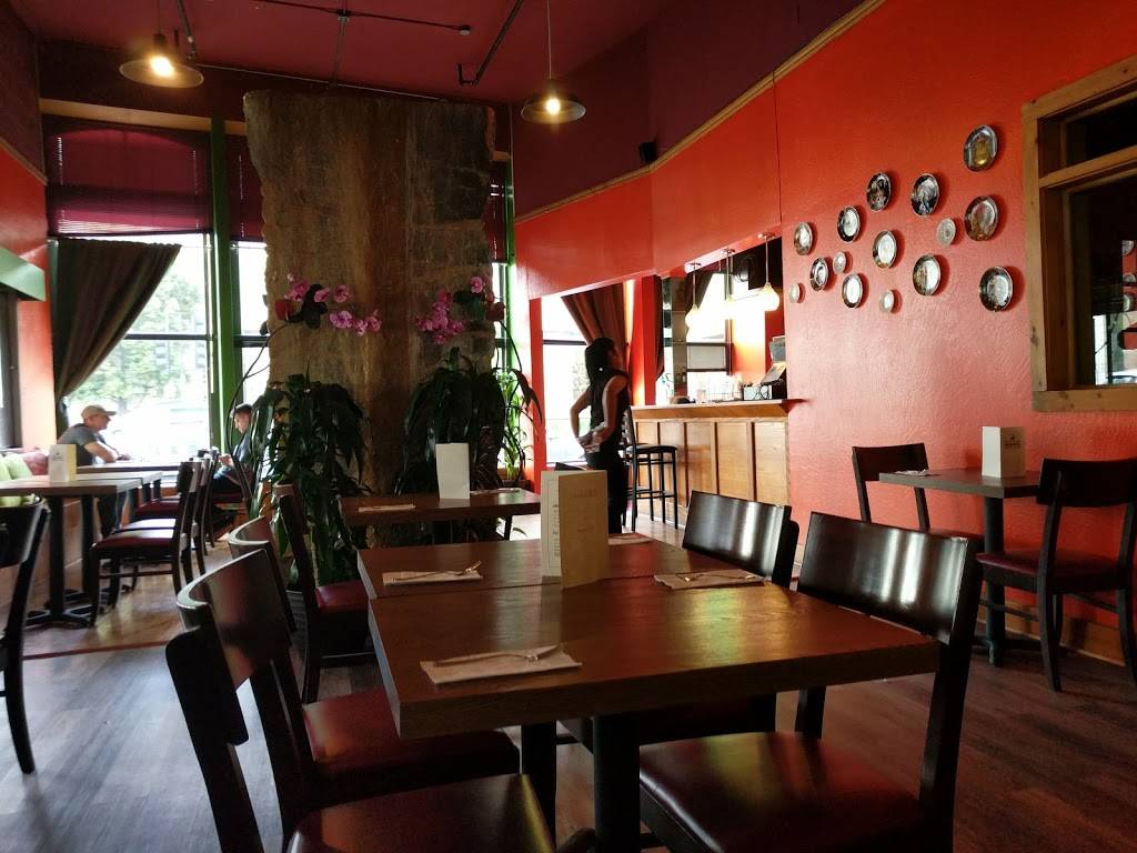 Lemongrass Thai Noodle | restaurant | 208 Petaluma Blvd N, Petaluma, CA 94952, USA | 7077625966 OR +1 707-762-5966