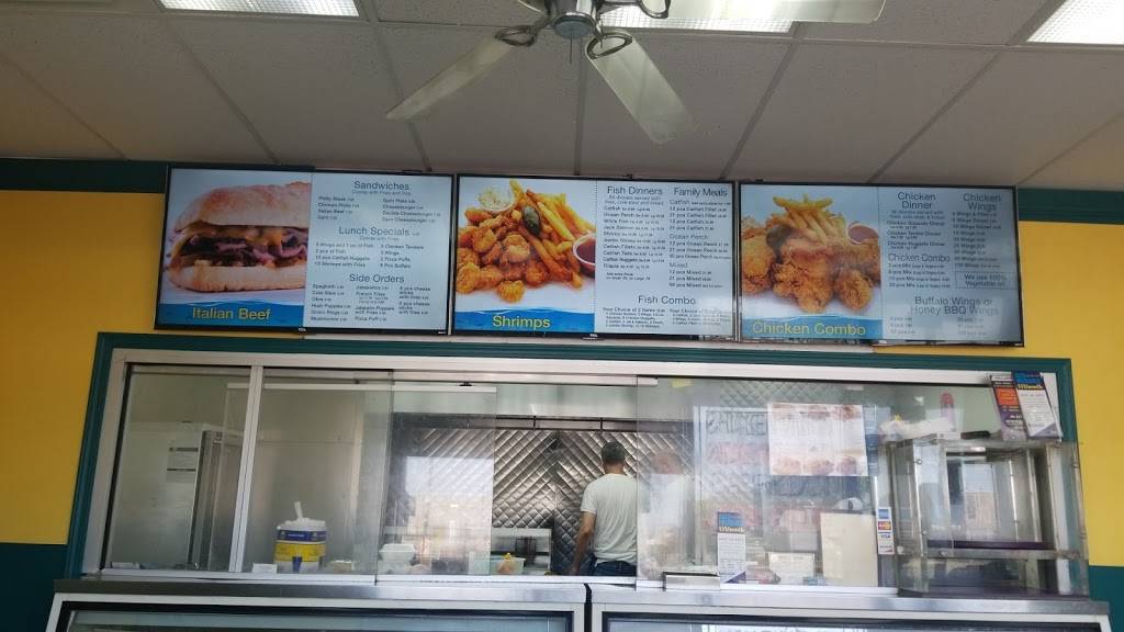 Sharks Fish & Chicken | meal takeaway | 6114 S Western Ave, Chicago, IL 60636, USA | 7734340400 OR +1 773-434-0400