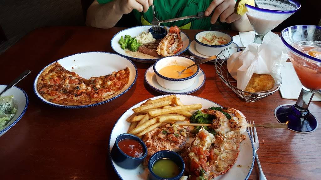 Red Lobster | restaurant | 2328 Commercial Way, Spring Hill, FL 34606, USA | 3526865207 OR +1 352-686-5207