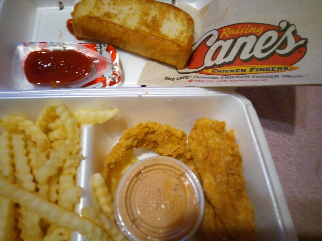 Raising Canes Chicken Fingers | restaurant | 2150 E Ajo Way, Tucson, AZ 85713, USA | 5204773073 OR +1 520-477-3073