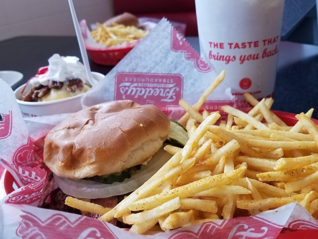 Freddys Frozen Custard & Steakburgers | restaurant | 2100 Wilma Rudolph Blvd, Clarksville, TN 37040, USA | 9319195070 OR +1 931-919-5070