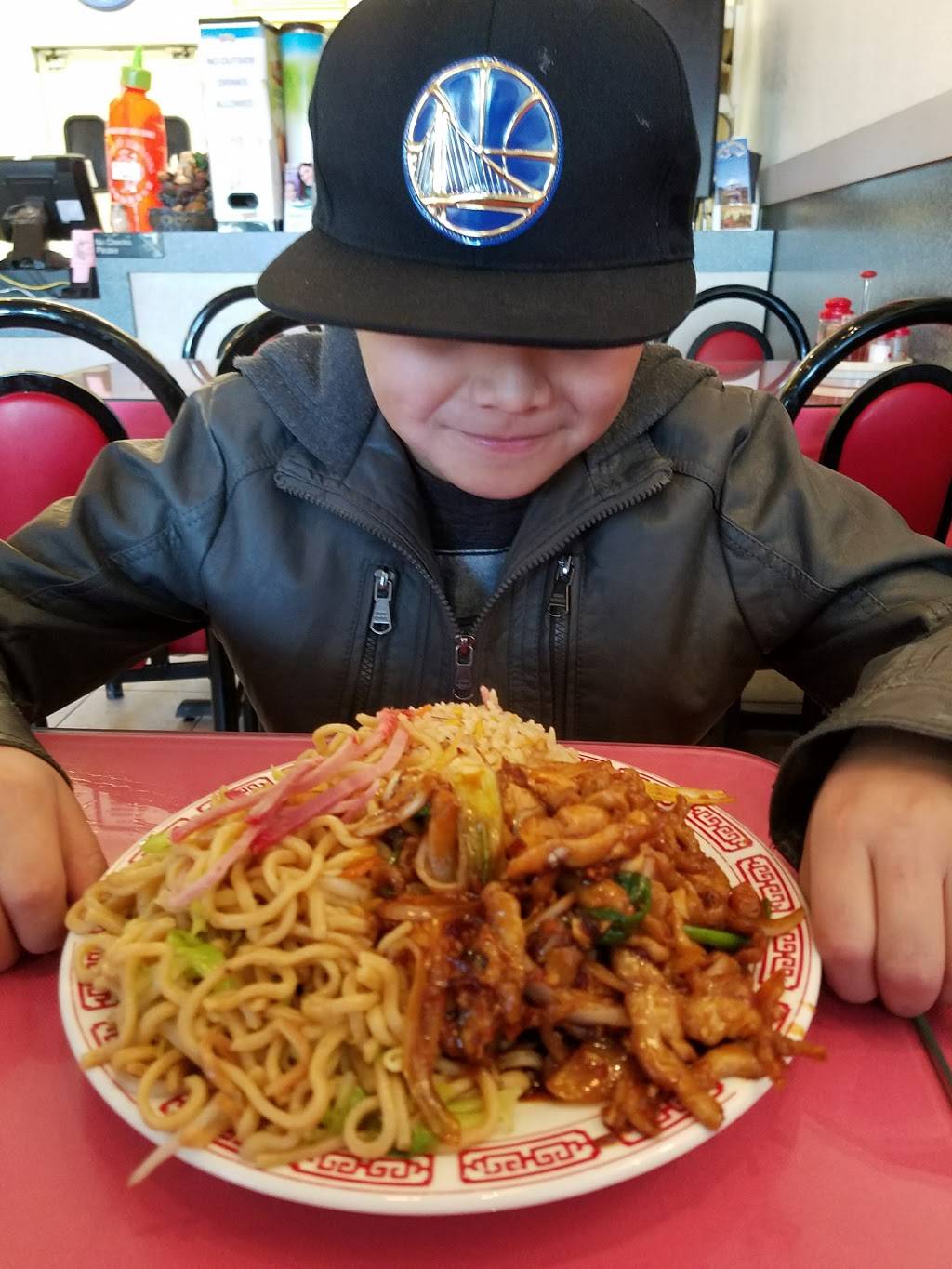 Golden Chopstix | restaurant | 2232 Patterson Rd, Riverbank, CA 95367, USA | 2098694292 OR +1 209-869-4292