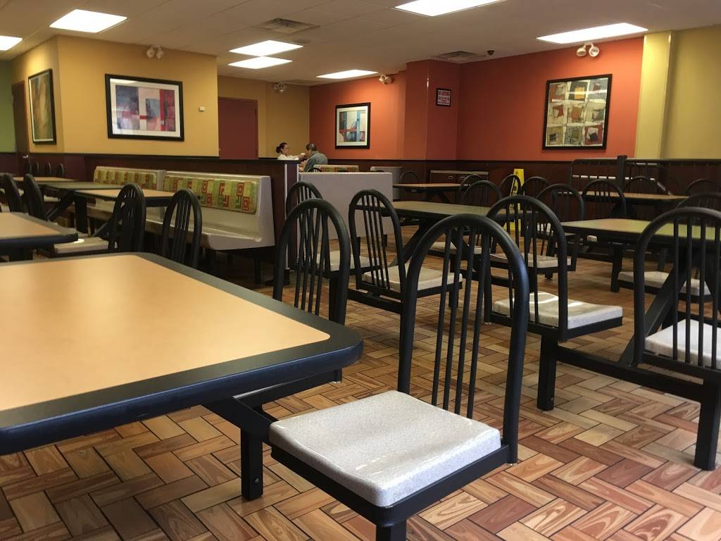 Burger King | restaurant | 736 Broadway, Brooklyn, NY 11206, USA | 7187820222 OR +1 718-782-0222