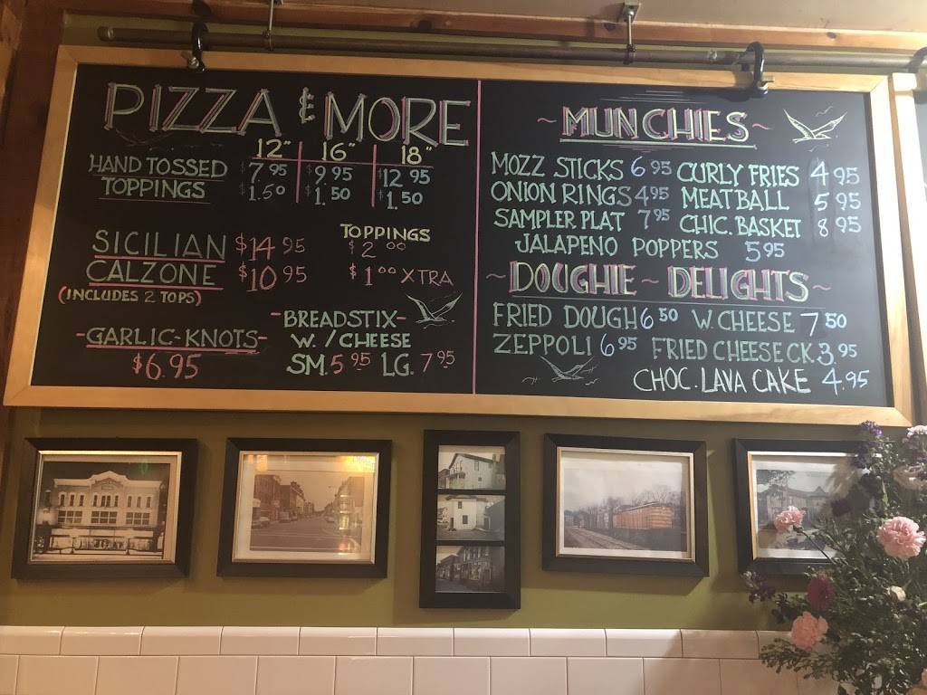 The Pizza Joint | restaurant | 151 N Main St, Gloversville, NY 12078, USA | 5187250011 OR +1 518-725-0011