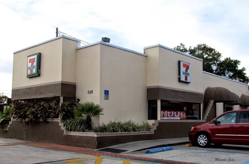 7-Eleven | bakery | 101 W Fairbanks Ave, Winter Park, FL 32789, USA | 4076474503 OR +1 407-647-4503